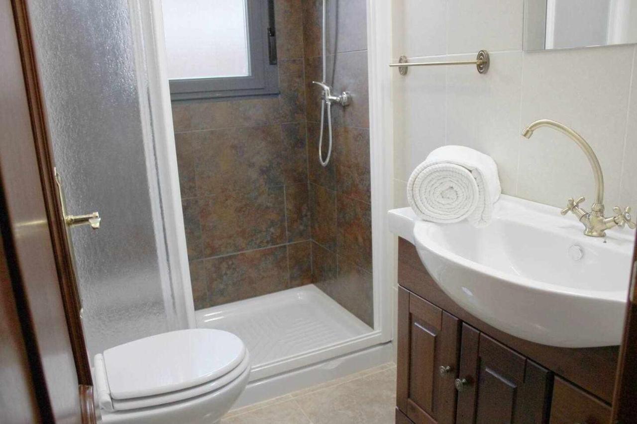 El Duplex Mas Centrico Del Humedo Desayuno Y Wifi Apartman León Kültér fotó